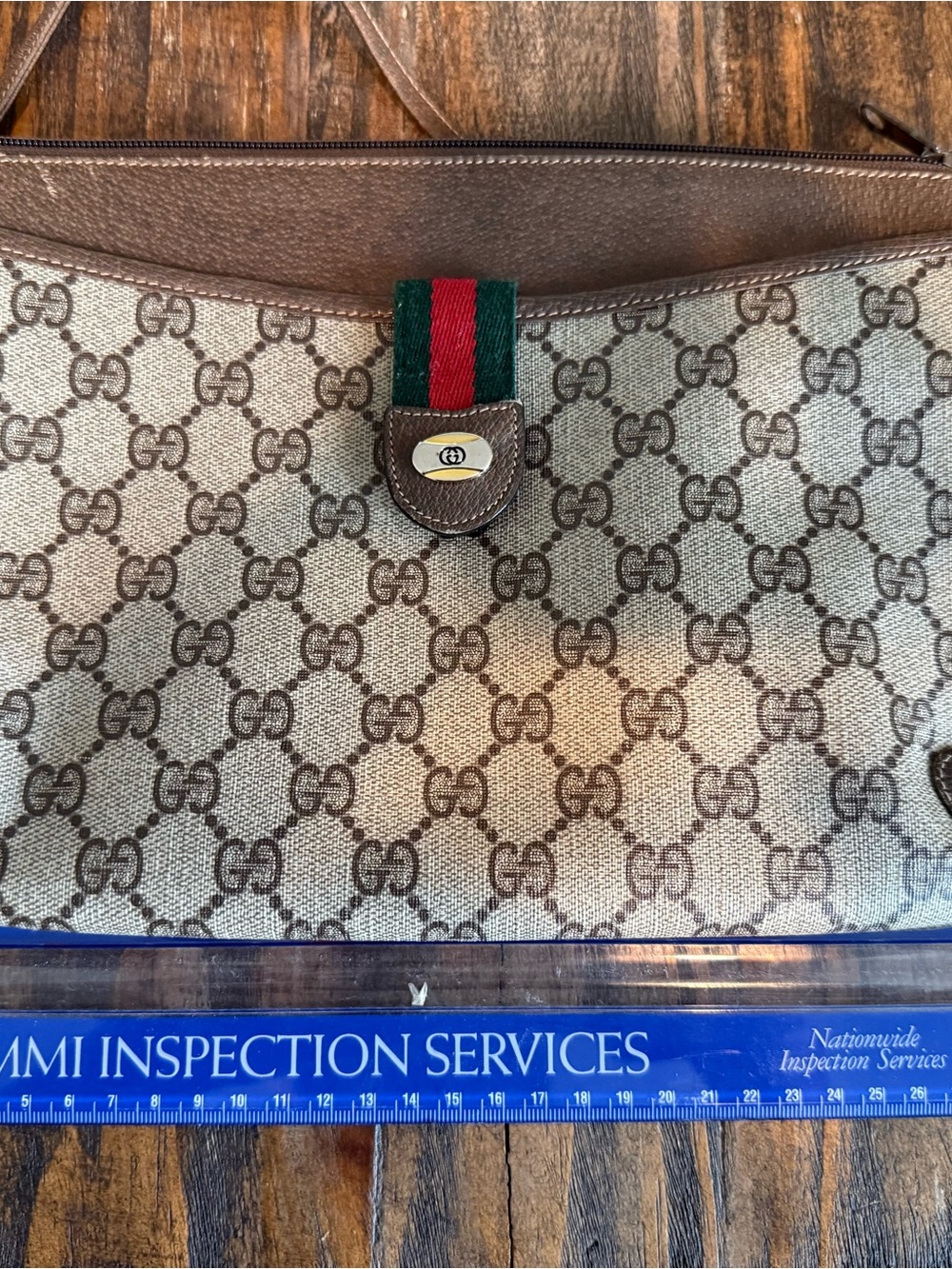 Gucci Beige Brown GG Canvas Crossbody with Red-Green Web Detail - Picture 2 of 15